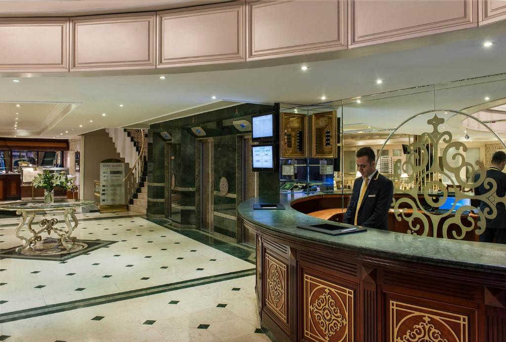 امکانات هتل الیت ورد کامفی تکسیم استانبول